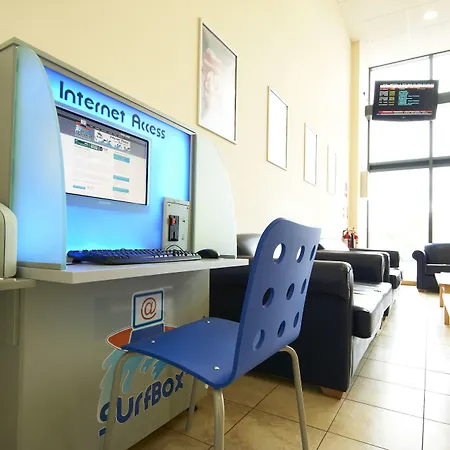 Travelodge Castletroy 3*