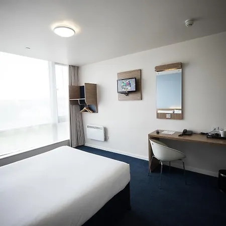 Travelodge Castletroy 3*