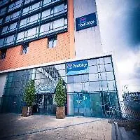 Travelodge Castletroy فندق