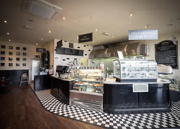 Отель Travelodge Castletroy 3*