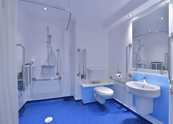 Travelodge Castletroy Hotel 3*
