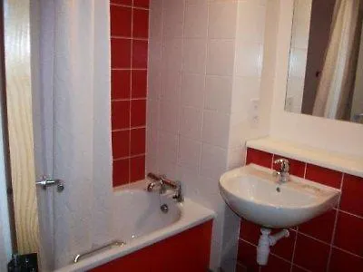 Travelodge Castletroy Лимерик