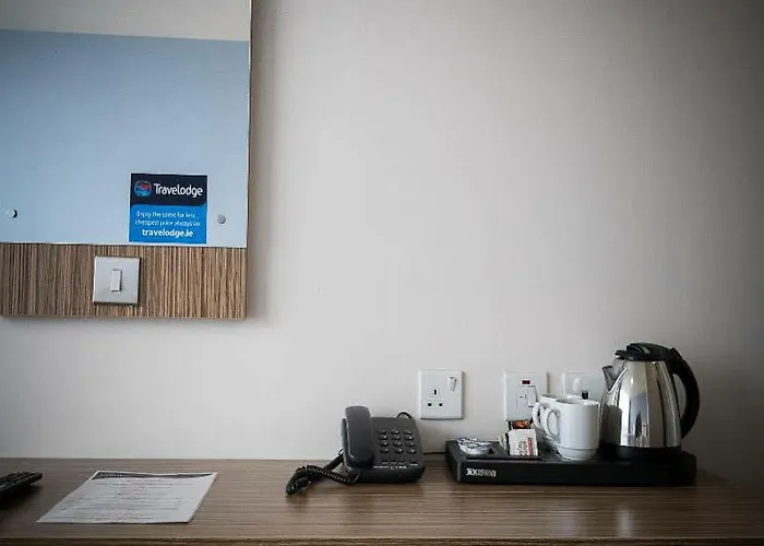 Отель Travelodge Castletroy Лимерик