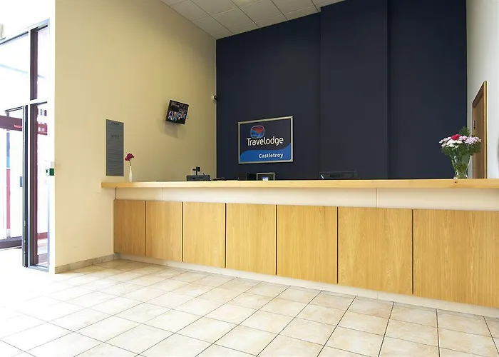 Отель Travelodge Castletroy Лимерик